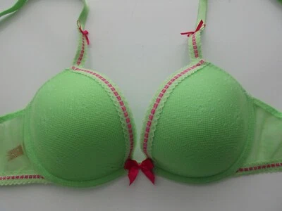 Betsey Johnson 723605 ‘Daisy Mesh’ Plunge UW Bra Green 32C $42 B250GRN32C   - Image 1 of 4