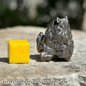 Real space meteorite rock - nickel-iron campo del cielo - uk seller - Picture 1 of 1