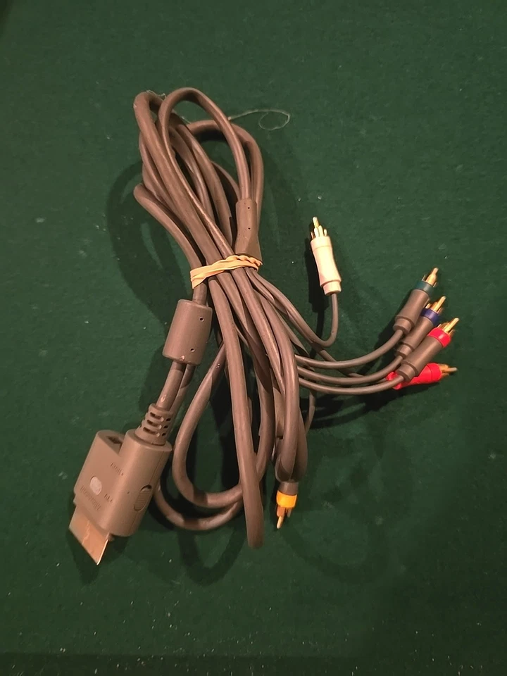 Official Microsoft Xbox 360 Component HD TV AV Cord cable (X801255-100) - Image 1 of 1