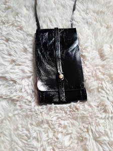 Hobo International Token Phone Card Wallet Crossbody Leather - Bild 1 von 18