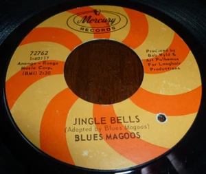 BLUES MAGOOS 7" 45 RPM JINGLE BELLS / SANTA CLAUS IS COMING TO TOWN CHRISTMAS - Picture 1 of 2