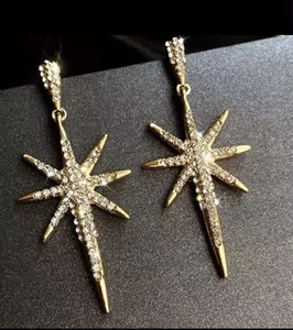 simulated diamond SNOWFLAKE North STAR stud earrings 14K Gold plated - Picture 1 of 3