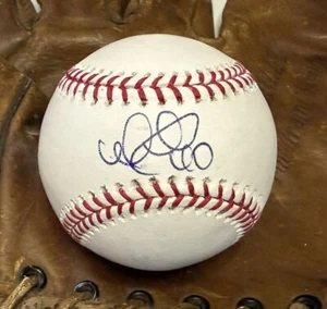 Willson Contreras Signed Autographed Official Major League (OML) Baseball - Picture 1 of 2