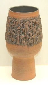 Vintage MCM Brutalist Etched Sculptured Vase Signed Mitchell 11" Tall - Picture 1 of 7