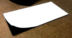 Hoja de goma de neopreno sólida 3/8" Thk x 6" W x 12" L - Adhesivo pelable 60 D - Imagen 1 de 6