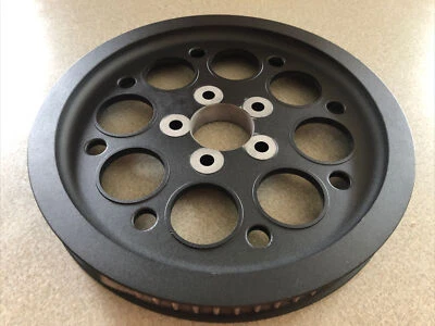 Polia de turismo Harley 00-06 fabricante de equipamento original 40117-00 1 1/8" correia 70T pó textura preta - Imagem 1 de 4