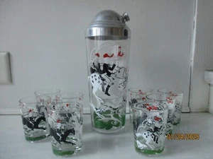 Vintage Tally Ho Cocktail Shaker 8 Glasses - Picture 1 of 21