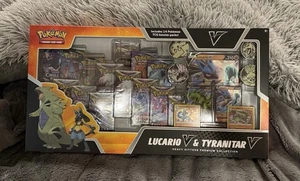 Pokémon TCG: Lucario & Tyranitar V Heavy Hitters - 14 Packs w/Evolving Skies NIB - Picture 1 of 24
