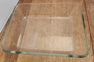 Pyrex 7211 6-Cup 6.5x8.5x2 Rectangular Glass Baking Dish. No Lid.  - Picture 1 of 5