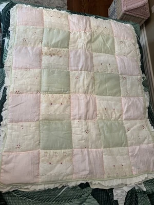 COLCHA PARA CUNA DE BEBÉ PATCHWORK LÍNEA NIÑOS  Foto 1 de 4