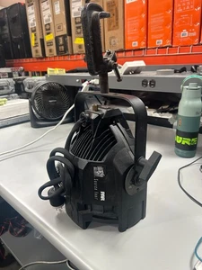 ETC Source four par - Picture 1 of 6