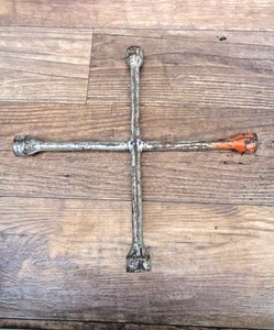 Vintage 4 Way Lug Wrench USA 5/8 3/4 13/16 7/8 - Picture 1 of 8