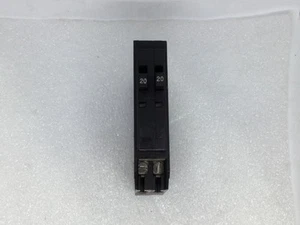 Disyuntor tándem Square D QOT2020 20 Amp 1 polo 120/240V - Clip-On - Imagen 1 de 8