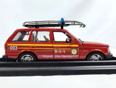 Burago Range Rover Rojo Bomberos Aeropuerto Bomberos Escala 1:24 Hecho en Italia Foto 1 de 4