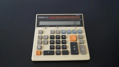 Vintage CASIO DS-100 Electronic Calculator HIGH-POWER SOLAR CELL 10-DIGIT 1980s - Image 1 of 4