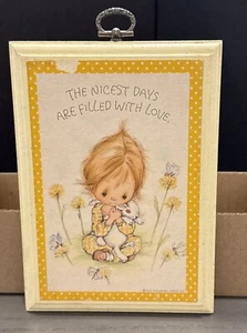 Vintage 1972 Hallmark Karten Plakette "Die schönsten Tage sind gefüllt mit Liebe" Mädchen & Hase - Bild 1 von 7