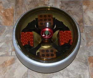 Thermo Scientific Bioshield 1000A Swing Bucket Rotor mit Eimern und Adaptern - Bild 1 von 8