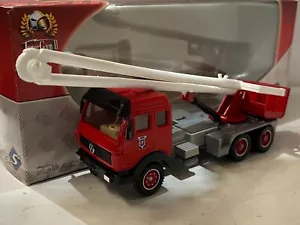 SOLIDO Mercedes Nacelle Ref.3149 1:60 camion vigili fuoco diecast - Foto 1 di 9