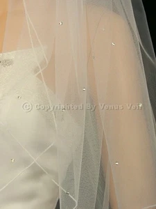 2T Ivory Fingertip Scattered Rhinestone Pencil Edge Bridal Wedding Veil - Picture 1 of 5