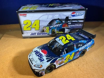 K13-58 JEFF GORDON #24 PEPSI - COT / CAR OF TOMORROW - 2007 CHEVY IMPALA SS - Image 1 of 4