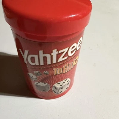 Vtg Yahtzee To Go Shake Score Travel Dice Game -2005  Hasbro - Road Trip Game - Image 1 of 4