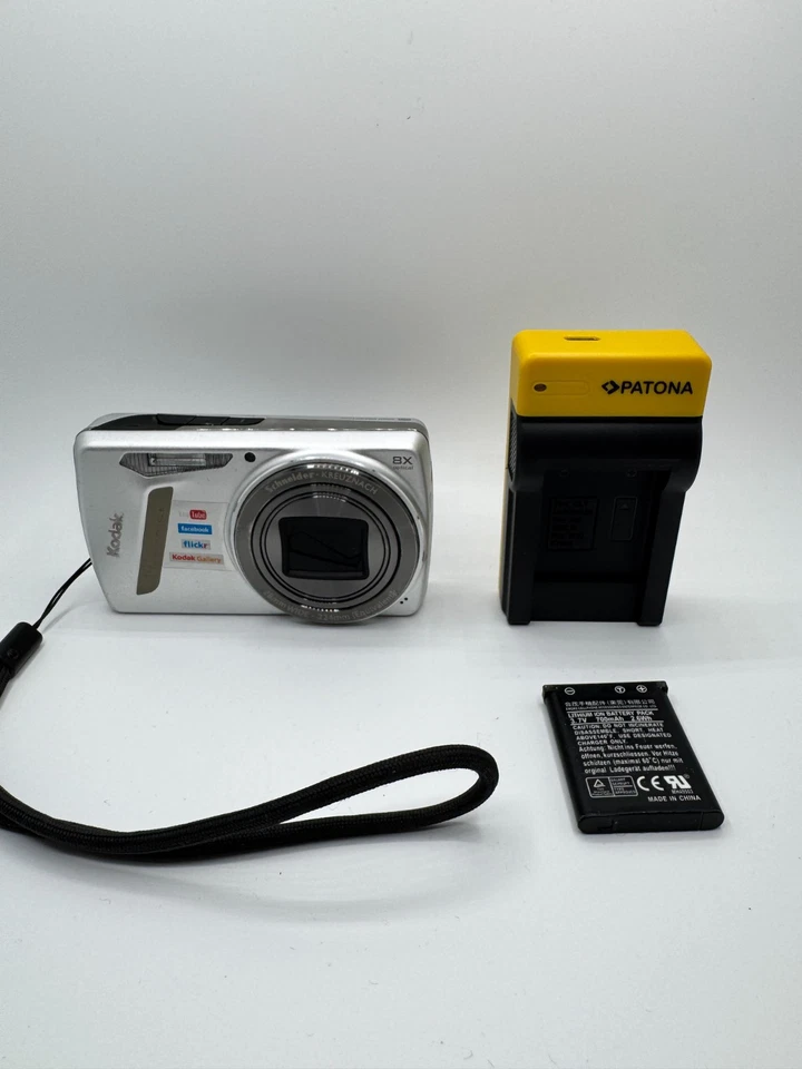 Kodak EasyShare M580 Digitalkamera Silber 14MP 8x Zoom Vintage Digicam Geprüft - Bild 1 von 4