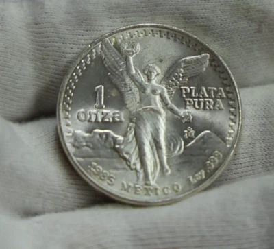 1985 Mexican Libertad Onza 1 oz Silver Uncirculated Coin - Image 1 of 2