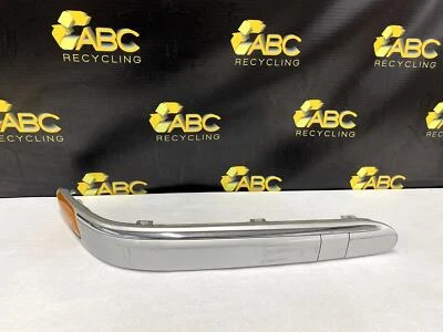 2001-2007 Mercedes-Benz C240 Right Passenger Side Marker Lamp w/ Bezel - Image 1 of 4