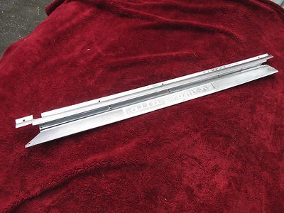 Cubierta de placa umbral Alfa Romeo Giulia - 1965 1966 1967 1968 Foto 1 de 4