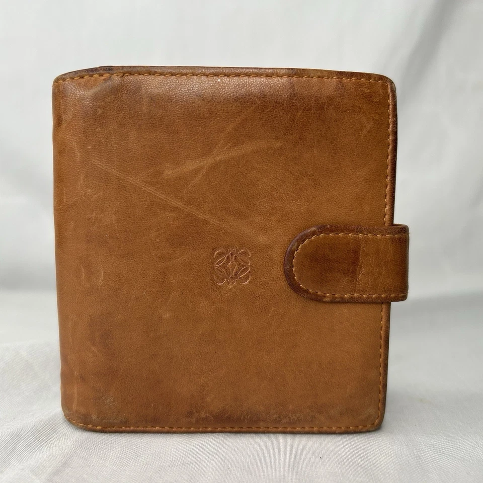 Бумажник складной двойной Loewe коричневый кожаный с монограммой и отделением для монет - Изображение 1 из 4