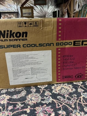 Escáner de película Nikon Super Coolscan LS-8000ED Foto 1 de 4