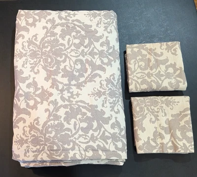 POTTERY BARN GRAY BEIGE LINEN BLEND MEDALLION FULL/QUEEN DUVET & 2 SHAMS SET - Image 1 of 4