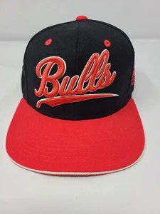CHICAGO BULLS MITCHELL & NESS GORRA SOMBRERO SNAPBACK TALLA ÚNICA NEGRO ROJO DELETREAR - Imagen 1 de 9