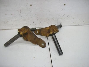 Simplicity Allis Chalmers Steering Spindles B-210 Tractor - Picture 1 of 2