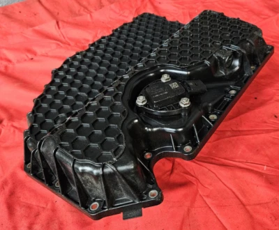 2015-2020 Audi A3 q3 s3 tt volkswagen gti motor inferior OIL PAN / CÁRTER 06K103598A - Imagem 1 de 4