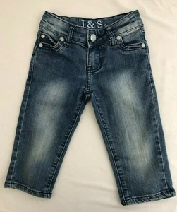 Jeans capri desgastados J&S Todder para niñas, talla 4, W 21" L 18" entrepierna 11" - Imagen 1 de 9