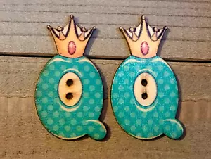 2 Letter Q Queen Sewing Buttons Crafting Flat Wood 2 Hole 2 hole 1.75" - Picture 1 of 2