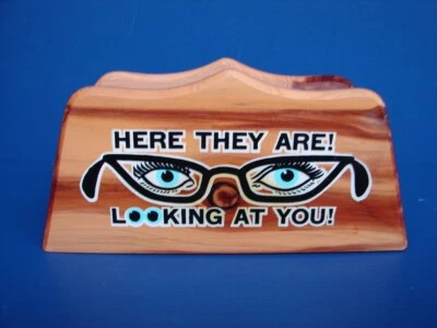 Vintage Specs holder Eye Glasses Holder Wooden Williamsburg Pottery VA  NICE!! - Image 1 of 4