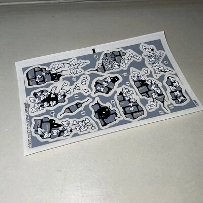 Lego Monster Fighter Original Hoja de Pegatinas Castillo de Vampiros 9468 BRILLA EN LA OSCURIDAD Foto 1 de 2