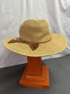 Sombrero tejido A.n.a  Foto 1 de 4