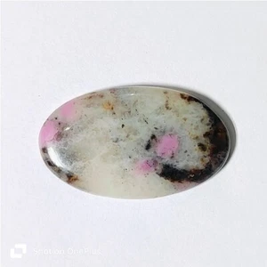 Piedra Tugtupite Rubí En Cuarzo Piedra Preciosa Cabujón Natural 44 Cts. ME-9009 - Imagen 1 de 4