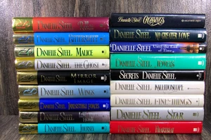 Vintage 1990's Danielle Steel's Romance Mass Market 18 Hardcover Book Mix Lot - Picture 1 of 19