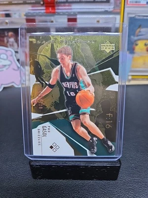 2003-04 Cubierta Superior Negro Diamante Bronce Pau Gasol #/100 Lámina Grabada Salón de la Fama Raro Foto 1 de 4