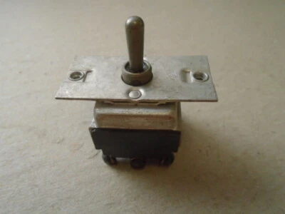 1 INTERRUPTOR DE PALANCA DE MARTILLOS CORTADOR EA NOS P/N: AN3227-5 ALT. 8887K5 Foto 1 de 4