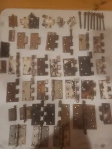Enorme lote de bisagras antiguas vintage para puertas/hardware - Imagen 1 de 24
