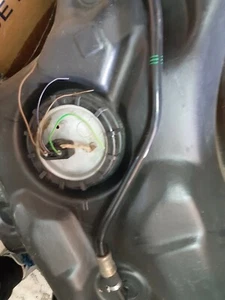 38020108 C SERBATOIO ORIGINALE CON SENSORE SEGNALATORE PASSAT SW 1900 TD - Picture 1 of 4