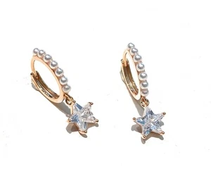 Orecchini a Cerchietto perline bianche Stellina Pendente Argento Rosé - Foto 1 di 4