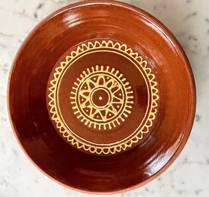 Handgefertigte primitive Redware Keramik Backgeschirr Slipware Starburst 9" signiert - Bild 1 von 5