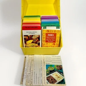 Betty Crocker Paso a Paso Índice de Recetas 1976 Tarjeta Biblioteca Caja Amarilla De Colección - Imagen 1 de 10