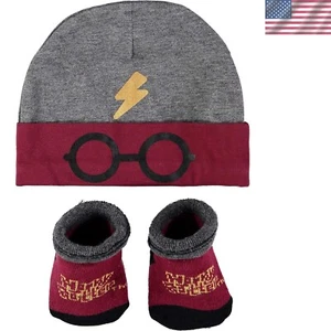 Stylish Newborn Accessory Set with Hat & Booties - Perfect for Baby’s Best Looks - Picture 1 of 3